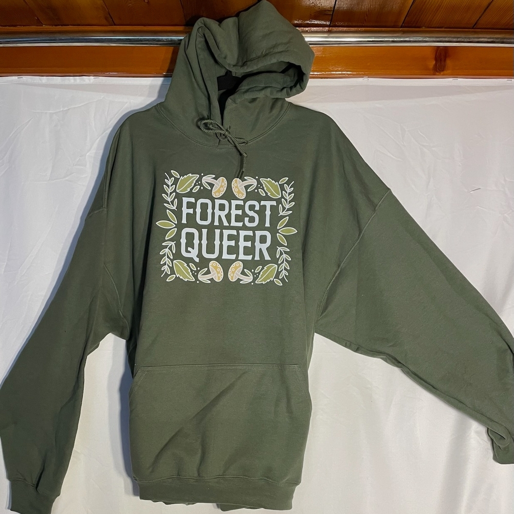 lookHUMAN XXL Green Sweatshirt with Floral Graphic Design